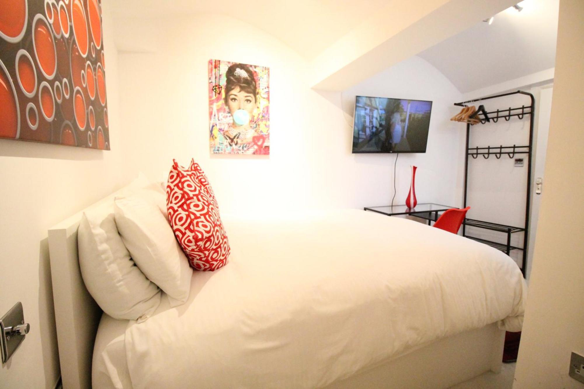 Trendy 2Bedroom And 2 Bathroom Flat, Quiet Nottinghill Street London Eksteriør billede